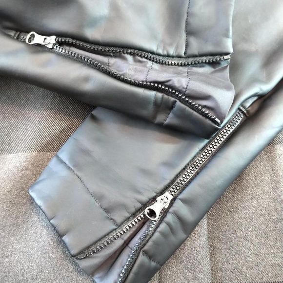 RARE Lululemon Brisky Biker Jacket - Picture 8 of 16